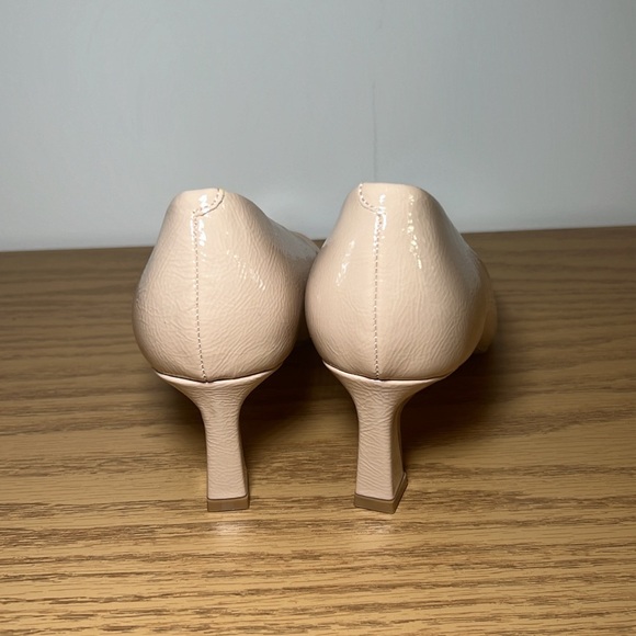 Steve Madden Nude Heels - Picture 7 of 10